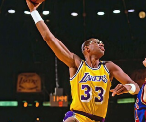Kareem Abdul-Jabbar (300 x 250 px)