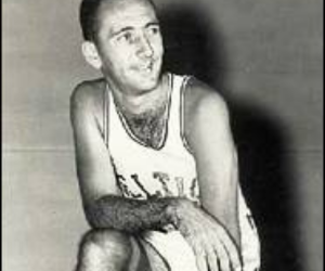 bob cousey (300 x 250 px)